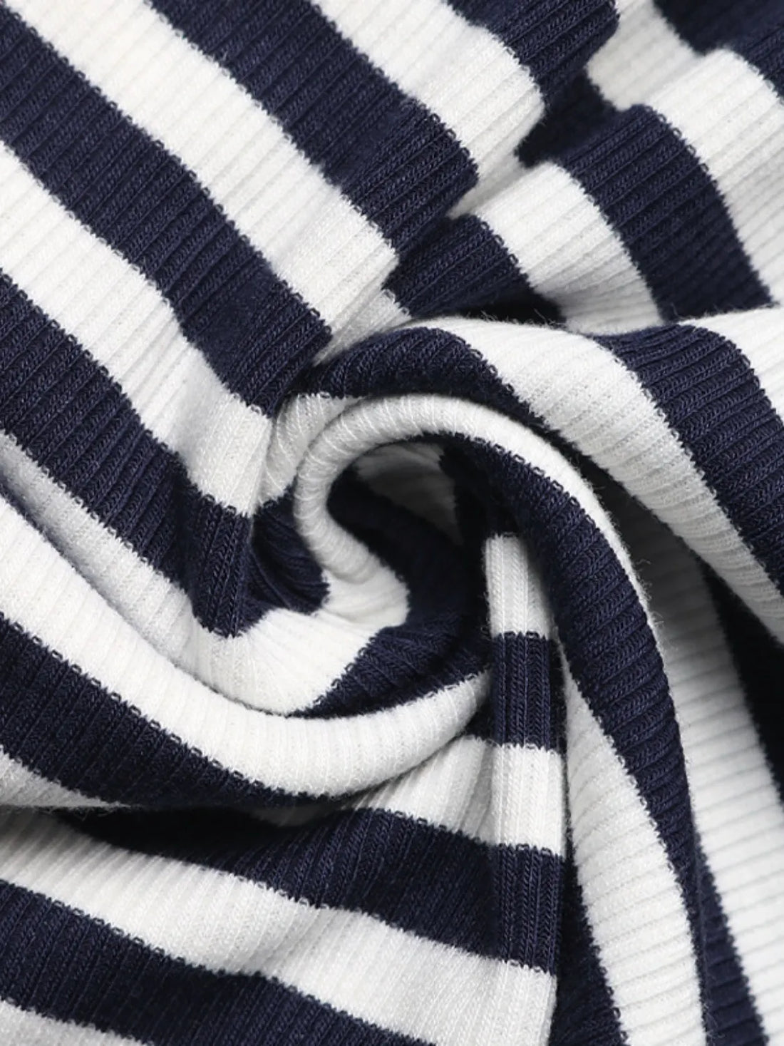 Striped Round Neck Tank - cas7m