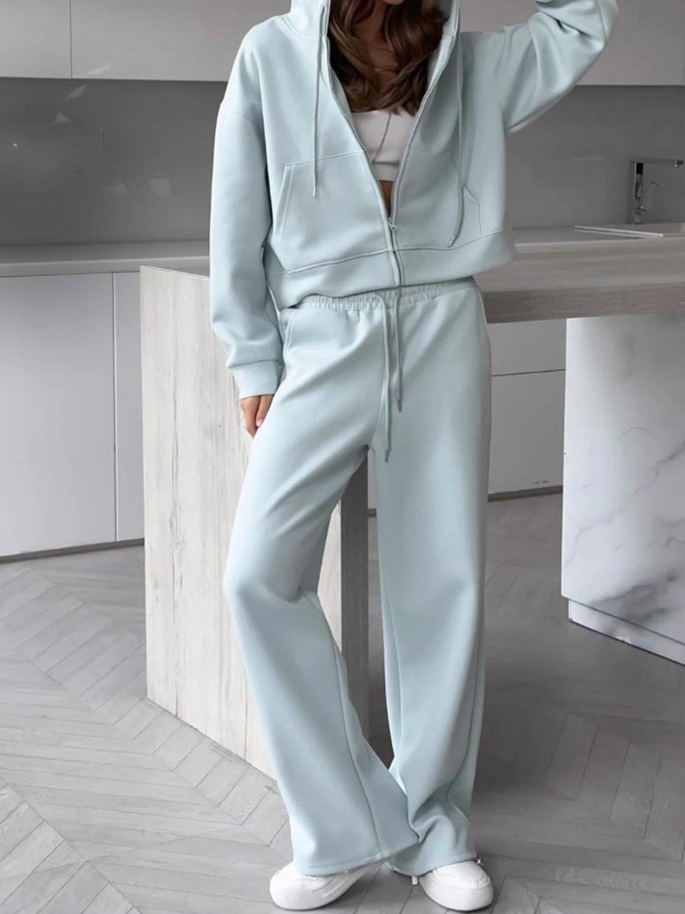 Zip-Up Hoodie and Sweatpants Set - cas7m
