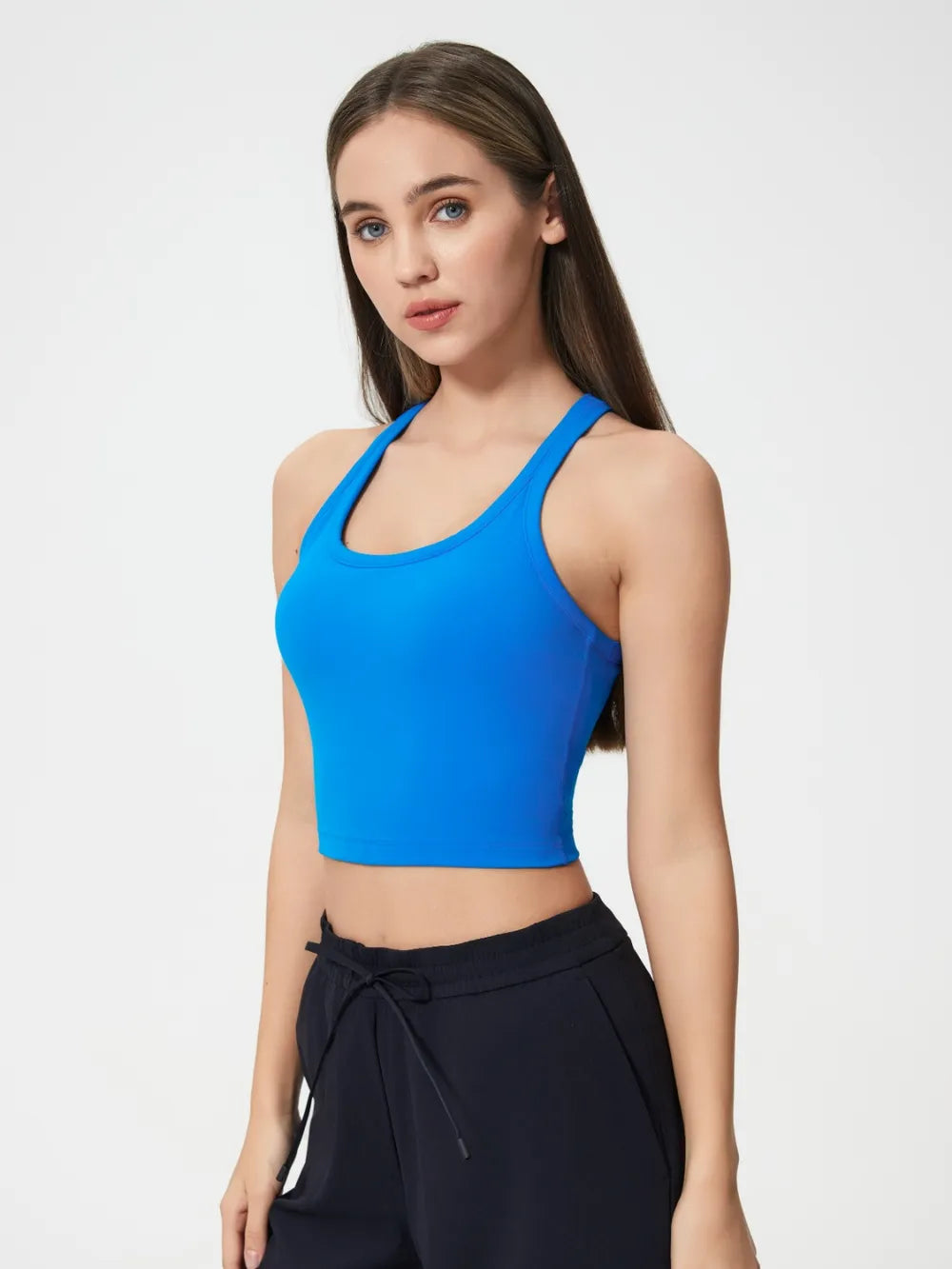 Millennia Scoop Neck Active Tank with Detachable Chest Pads - cas7m