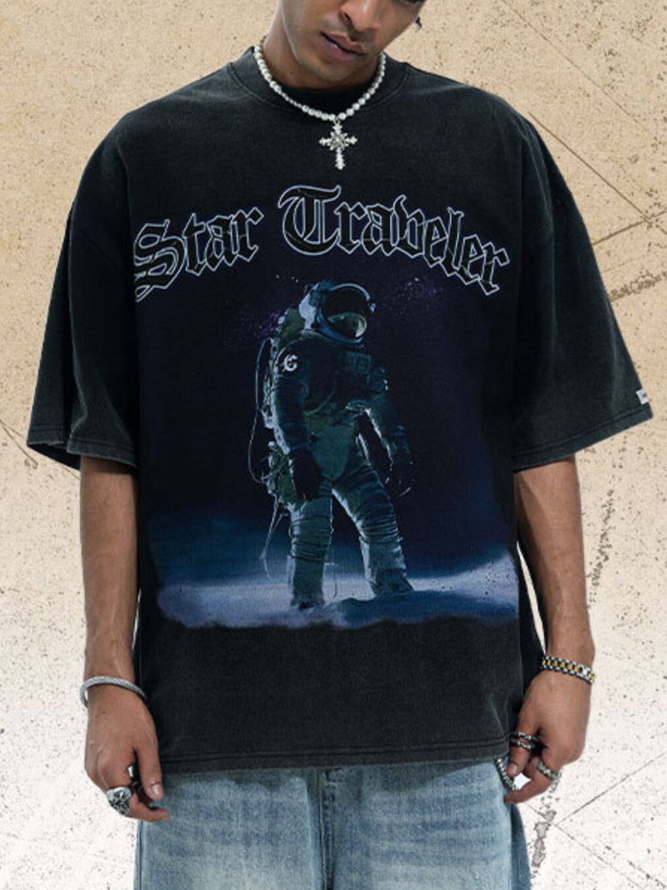 Men's Star Traveler Graphic Oversized T-Shirt - cas7m