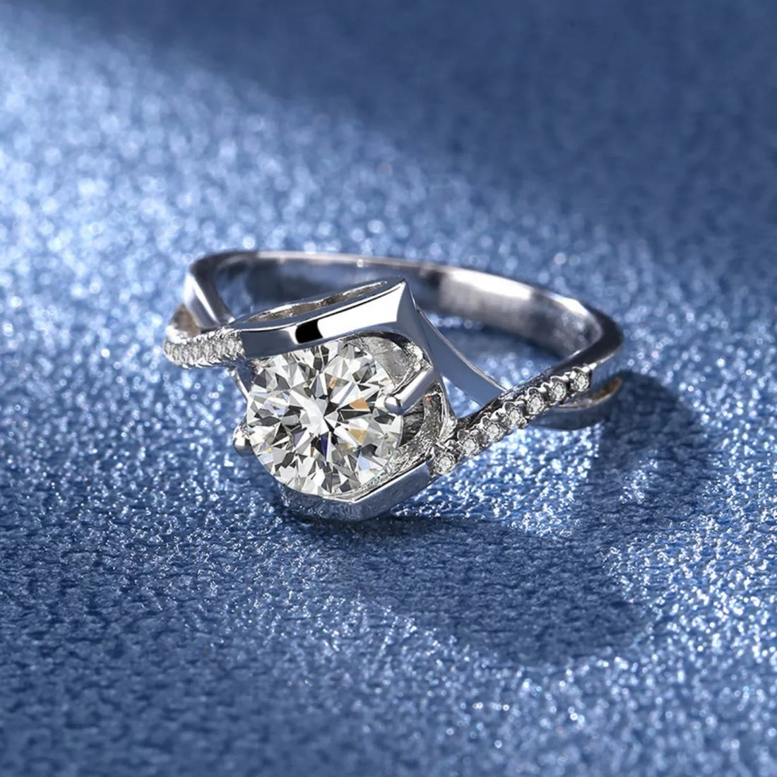 1 Carat 925 Sterling Silver Moissanite Ring - cas7m