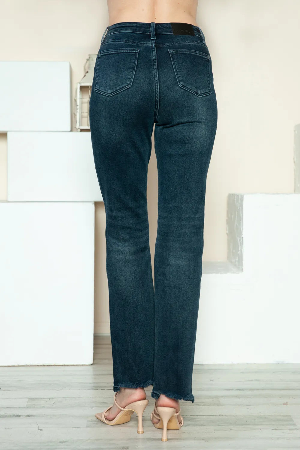 Judy Blue Full Size Button Fly Hem Destroy Straight Jeans - cas7m