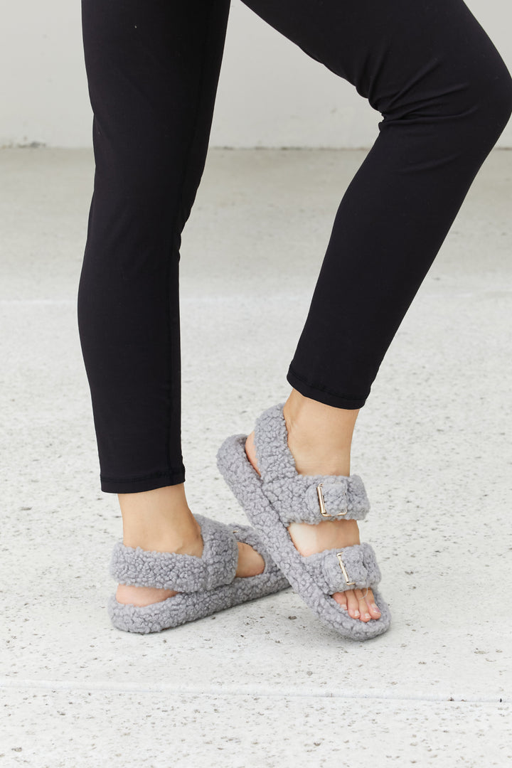 Qupid Cozy Atmosphere Faux Fur Buckled Sandals in Grey - cas7m