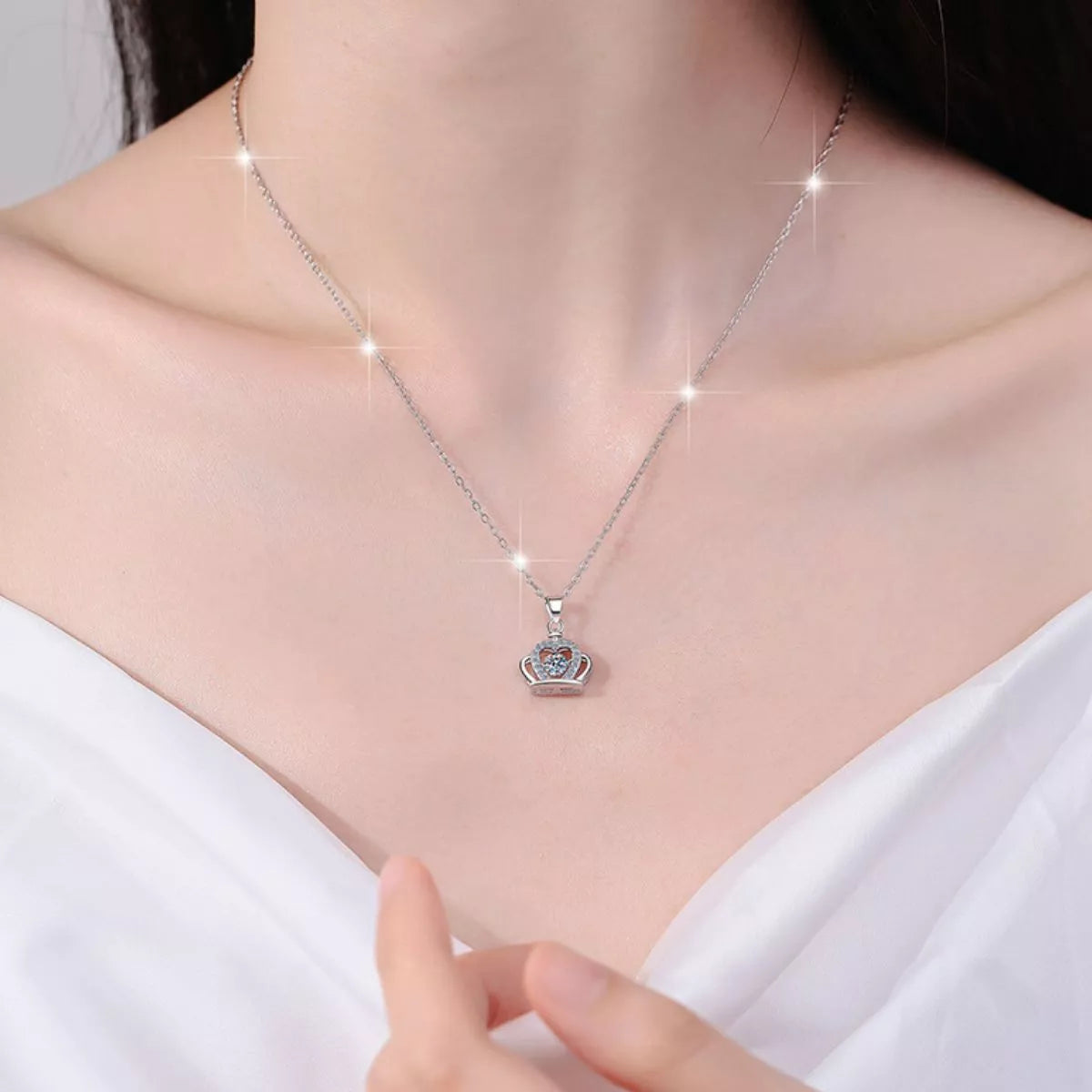 925 Sterling Silver Zircon Crown Pendant Necklace - cas7m