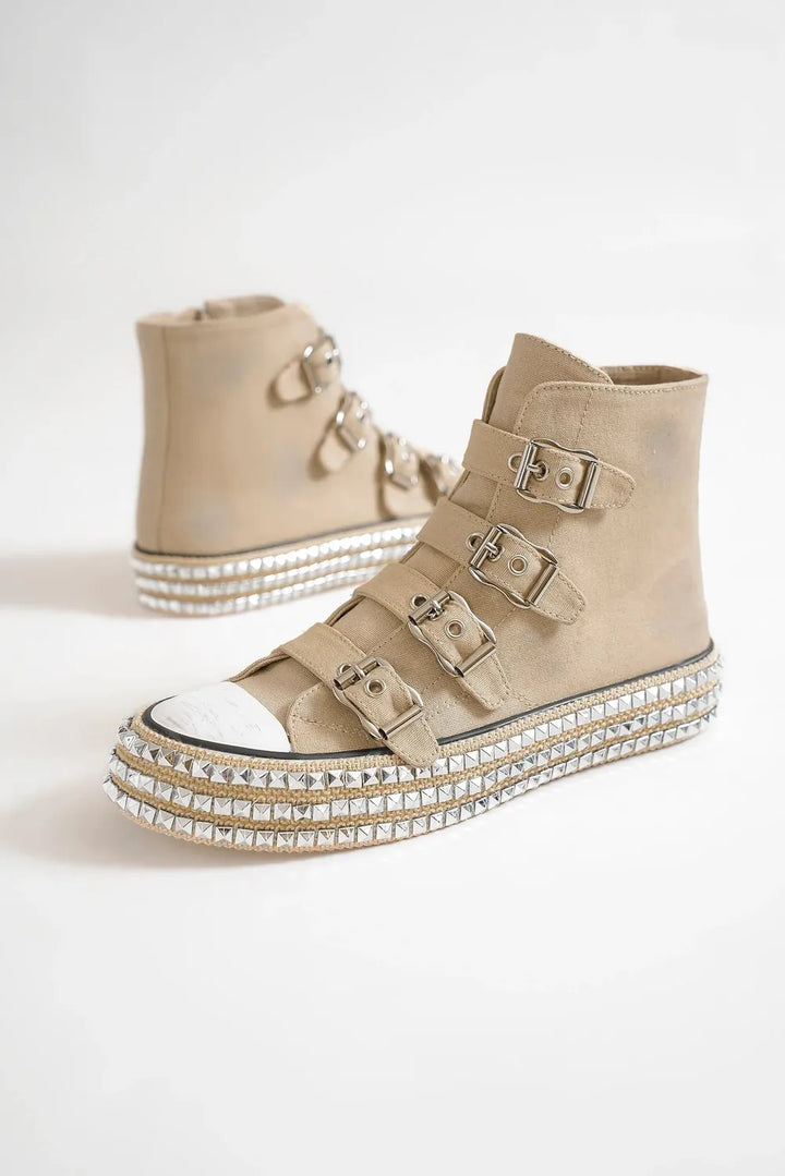 Beast Fashion Multi-Buckle Straps Studded Platform Sneakers - cas7m