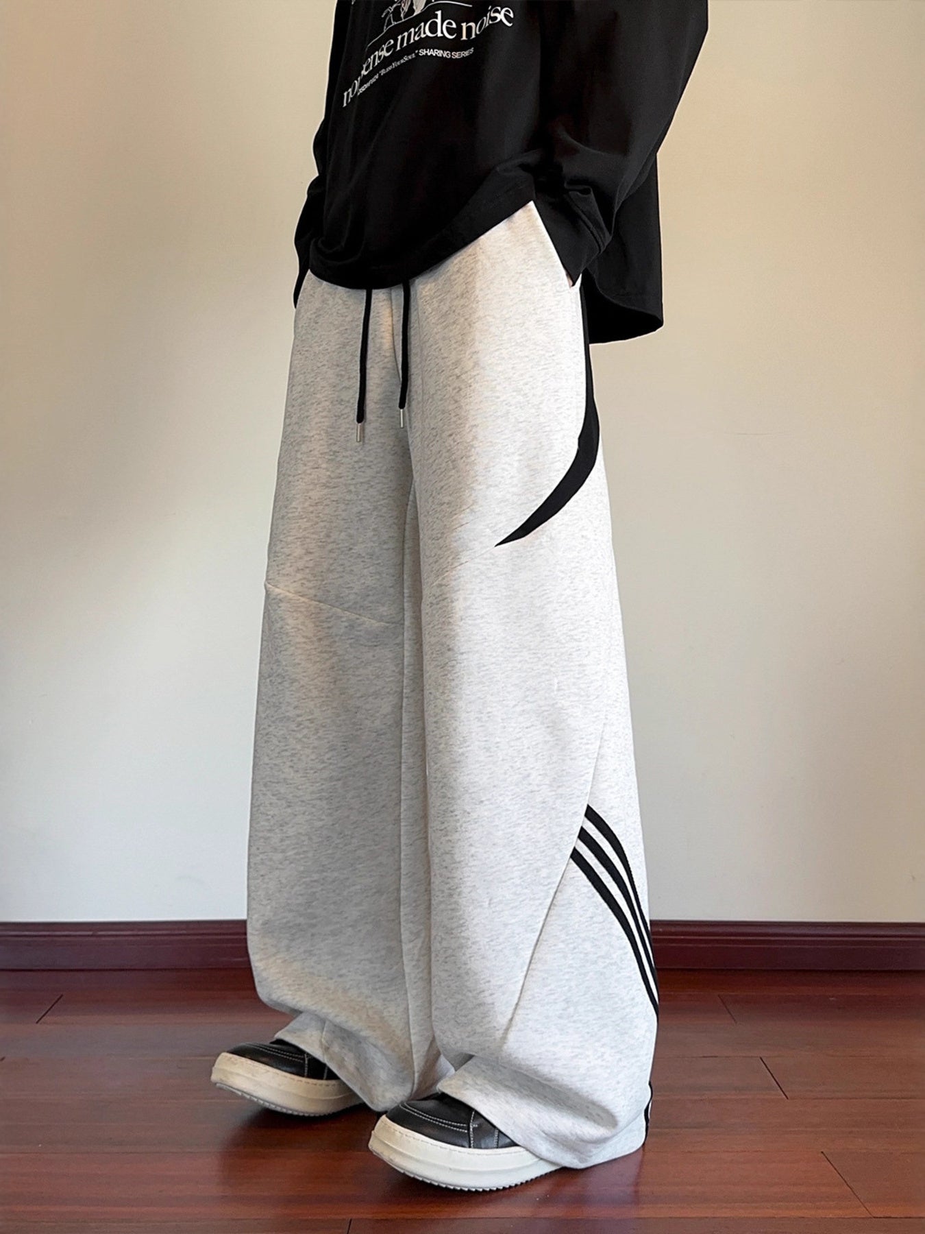 Men's Plus Size Wide Leg Casual Sweatpants with Stripe Detail - cas7m