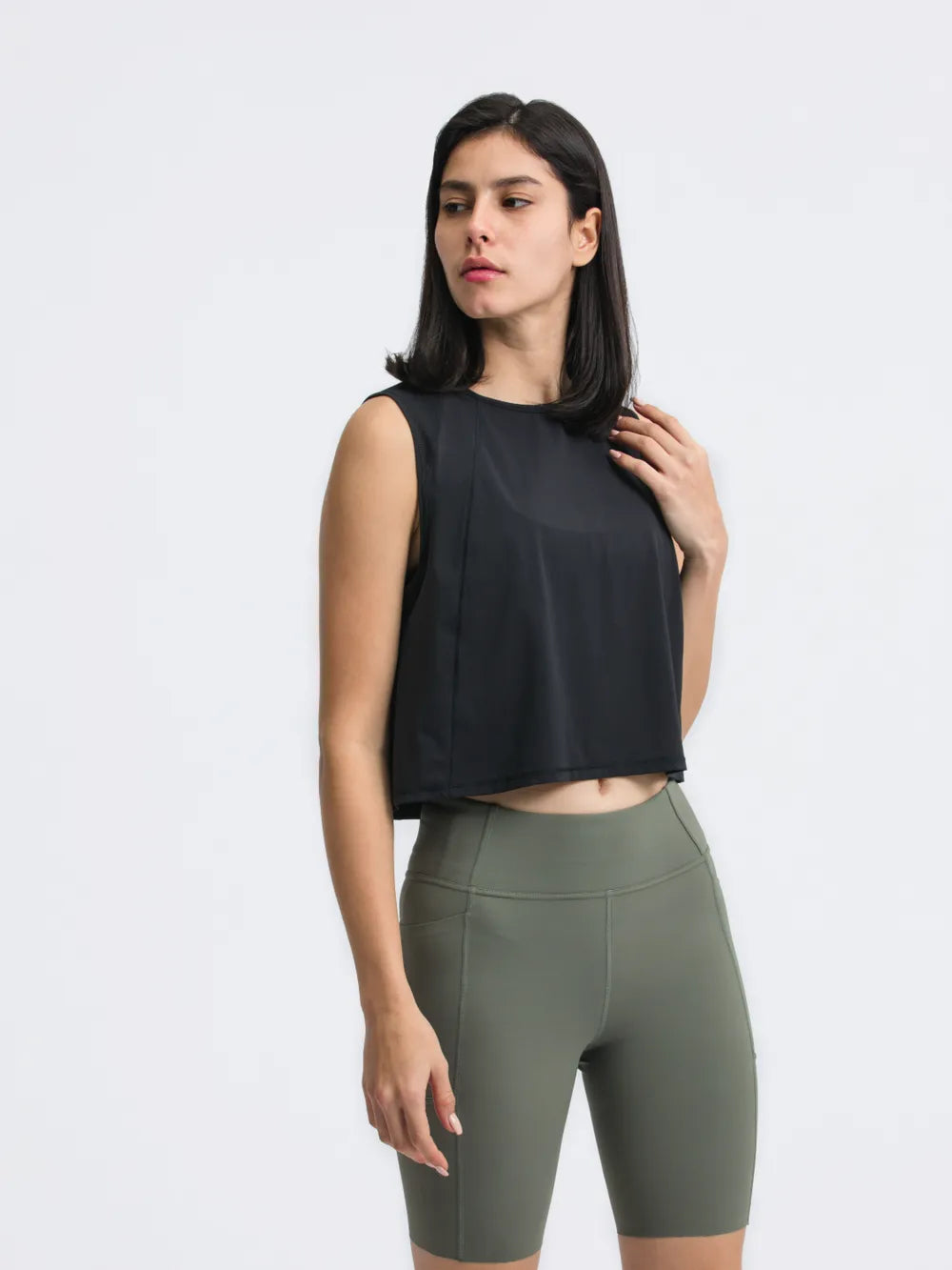 Millennia Round Neck Cropped Active Tank - cas7m