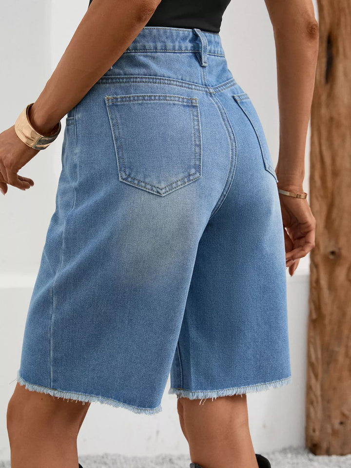 Ripped Frayed Hem Denim Shorts - cas7m