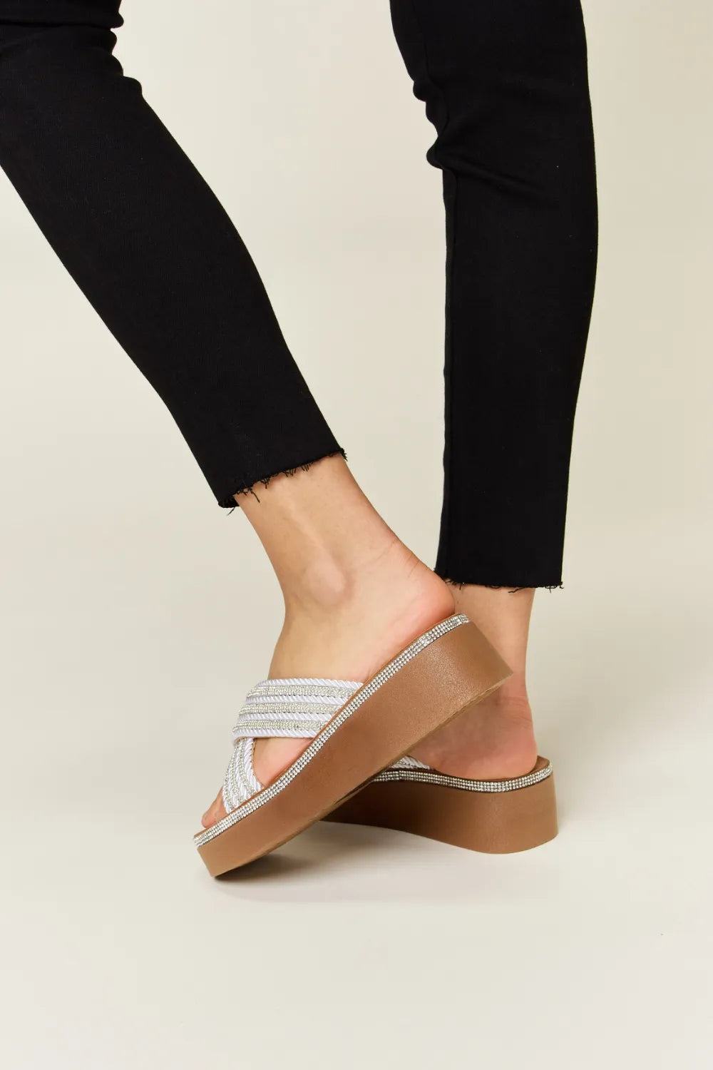 Forever Link Rhinestone Platform Wedge Sandals - cas7m