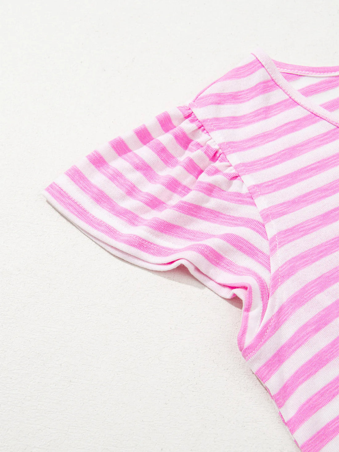 Striped V-Neck T-Shirt - cas7m