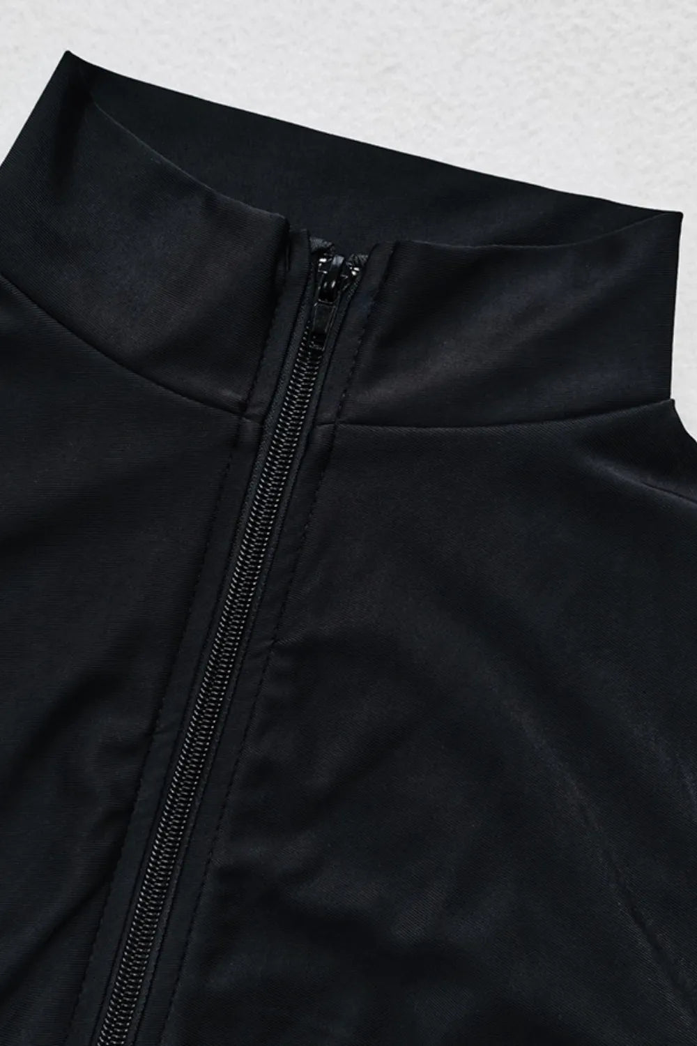 Zip Up Long Sleeve One-Piece Swimwear - cas7m