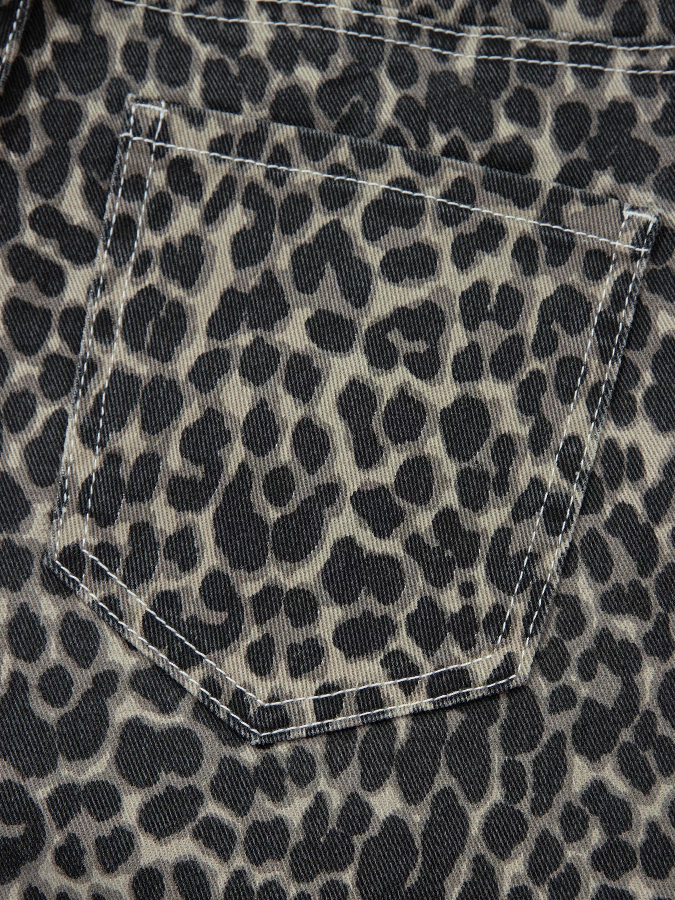 Leopard Print High Waist Barrel Jeans - cas7m