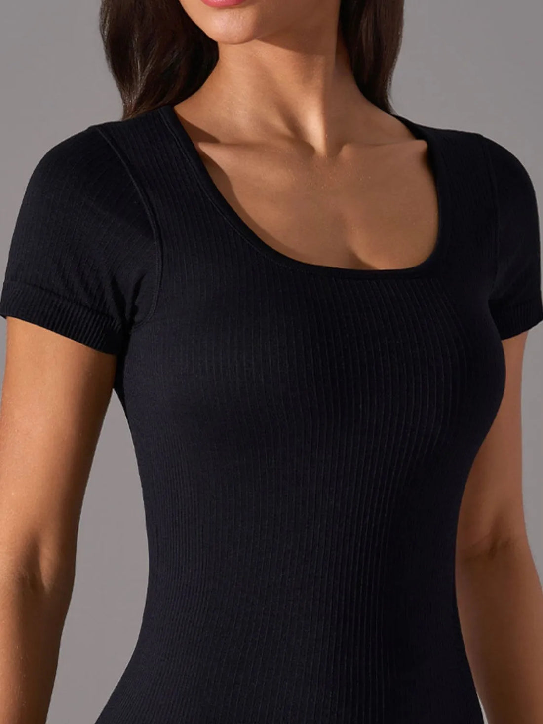 Square Neck Active T-Shirt with Detachable Chest Pads - cas7m
