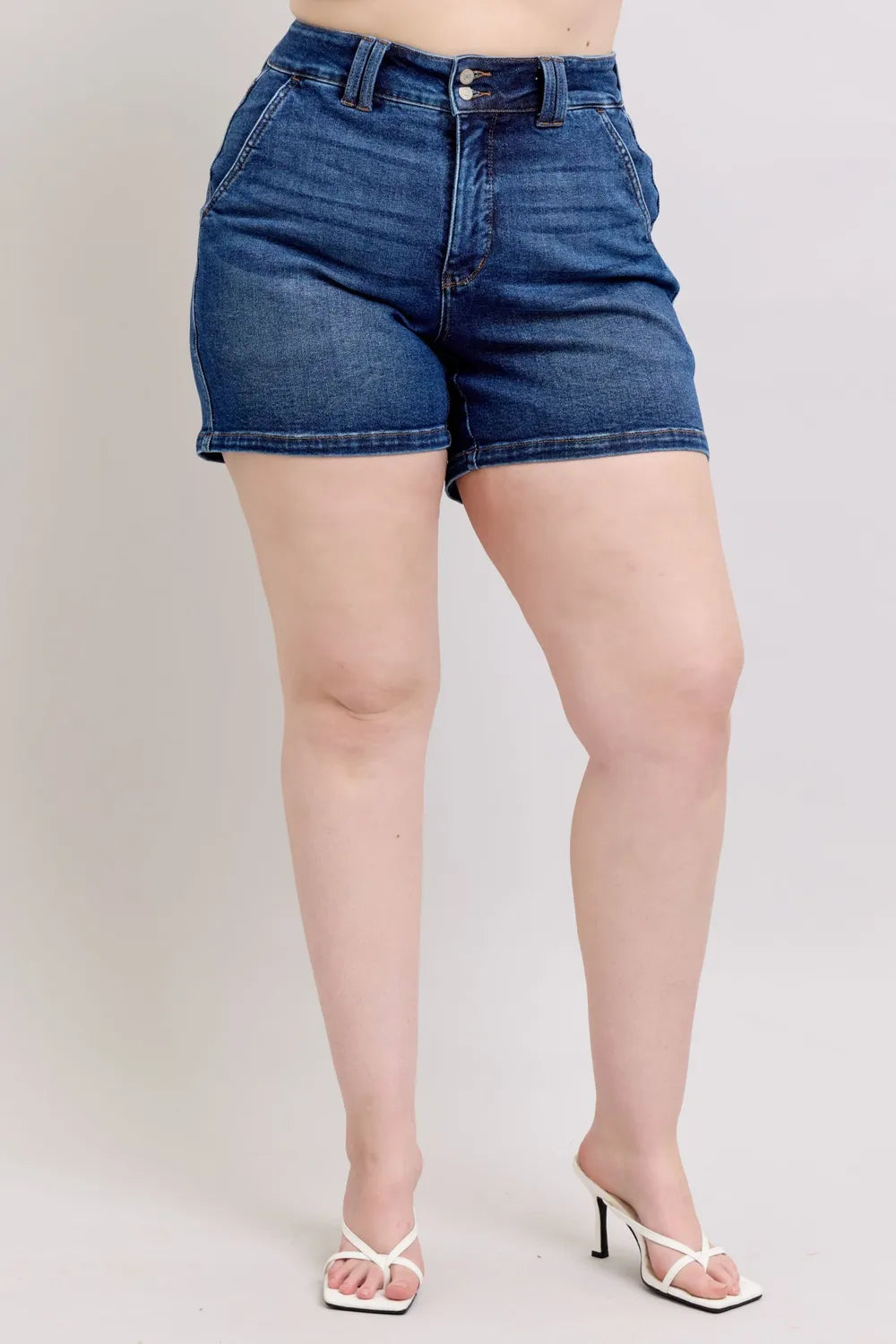 High-Waist Double-Button Denim Shorts - Stylish & Comfortable Fit - cas7m