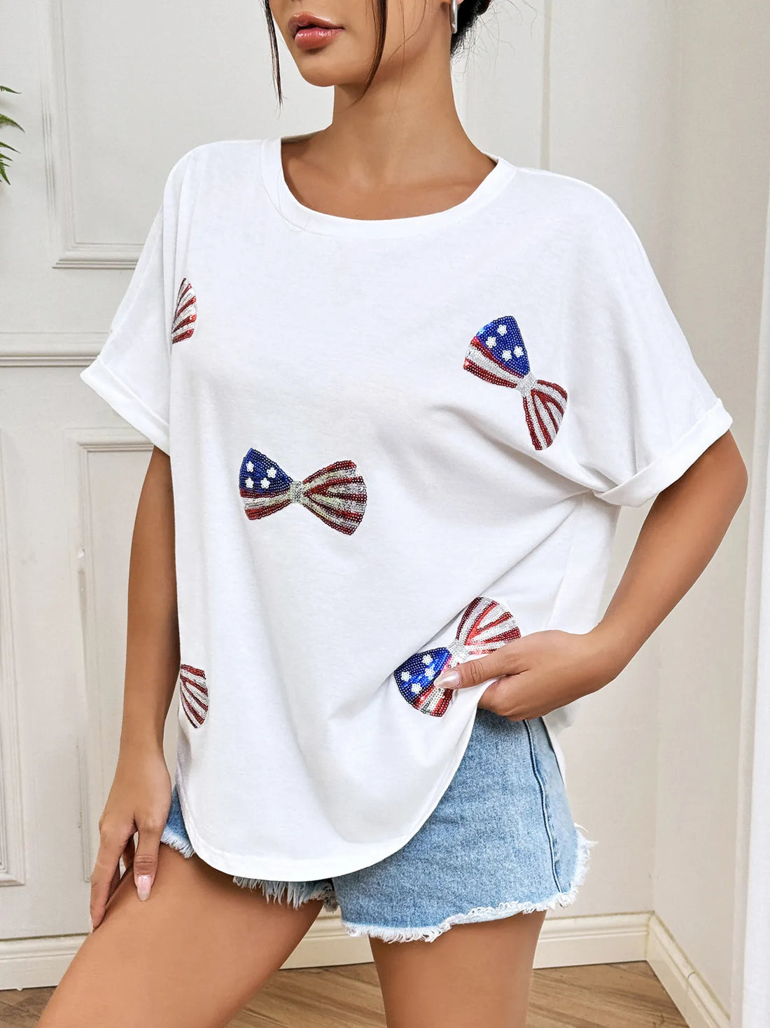 Bow Oversized Round Neck T-Shirt - cas7m