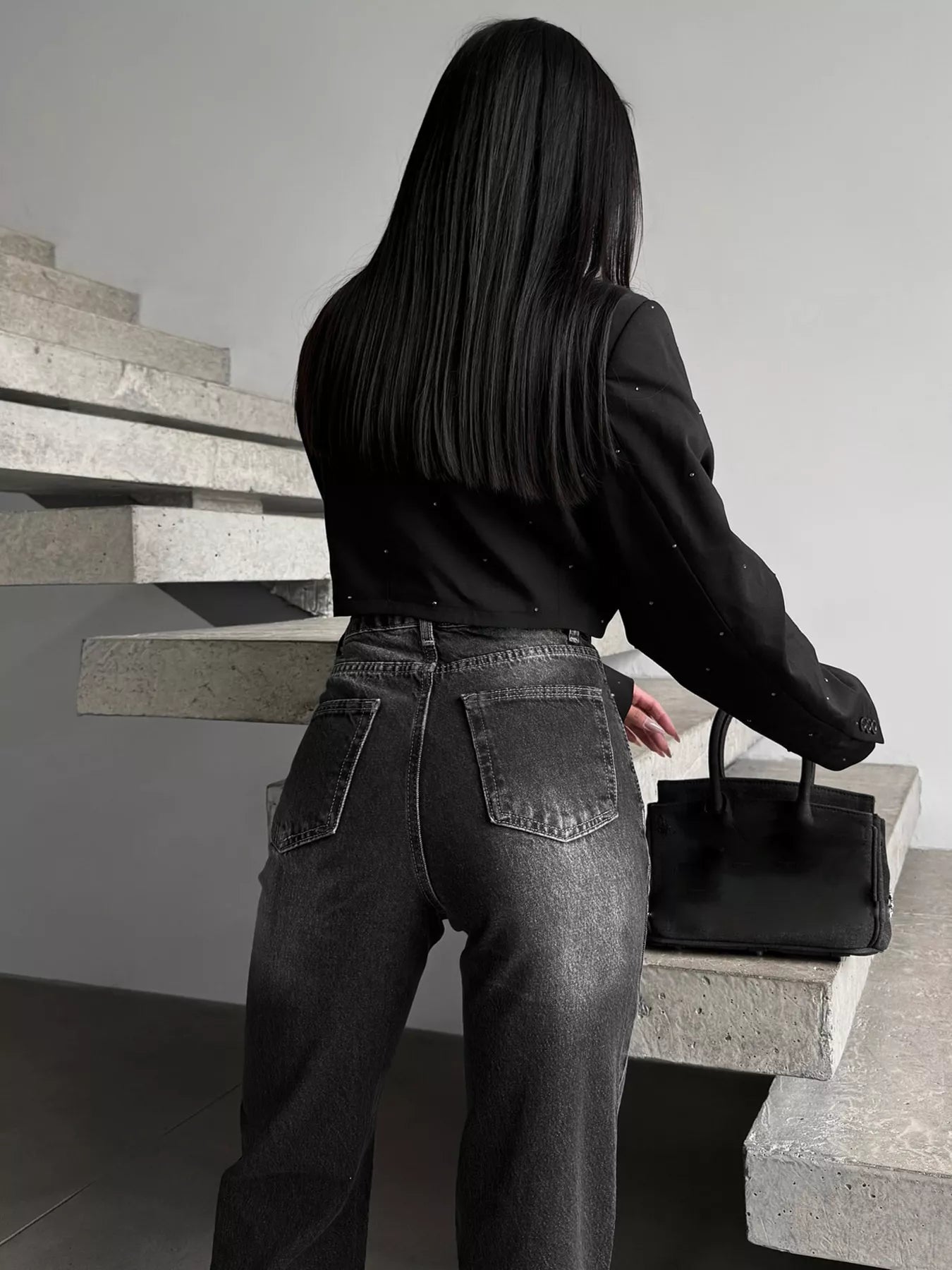 High-Waisted Slit Hem Jeans - cas7m