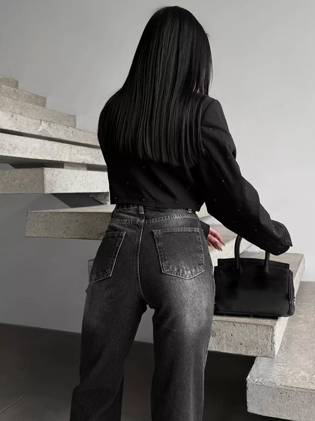 High-Waisted Slit Hem Jeans - cas7m