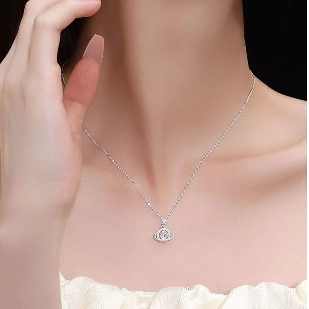1 Carat 925 Sterling Silver Moissanite Planet Pendant Necklace - cas7m