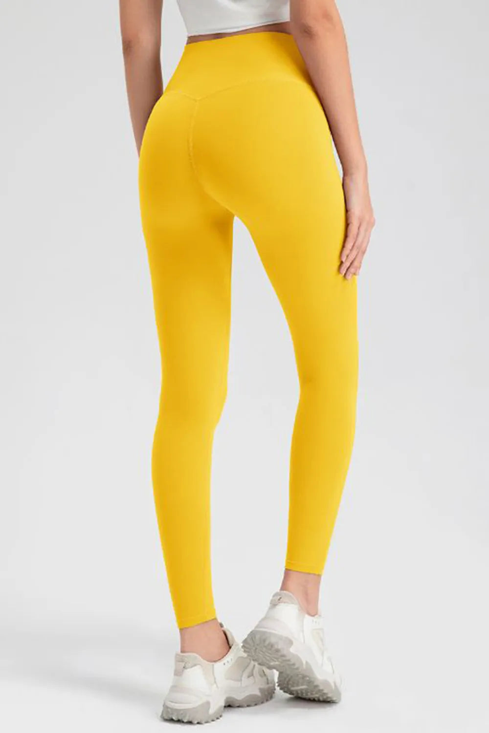 Ultra-Stretch Nylon Leggings for Everyday Comfort - cas7m