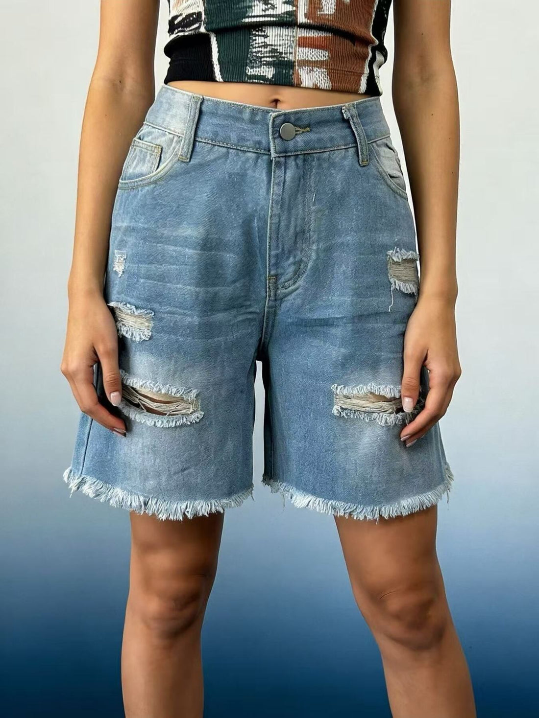 Full Size Ripped Frayed Hem Denim Shorts Plus Size - cas7m