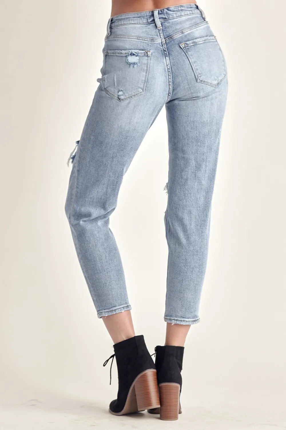 RISEN Distressed Slim Cropped Jeans - cas7m