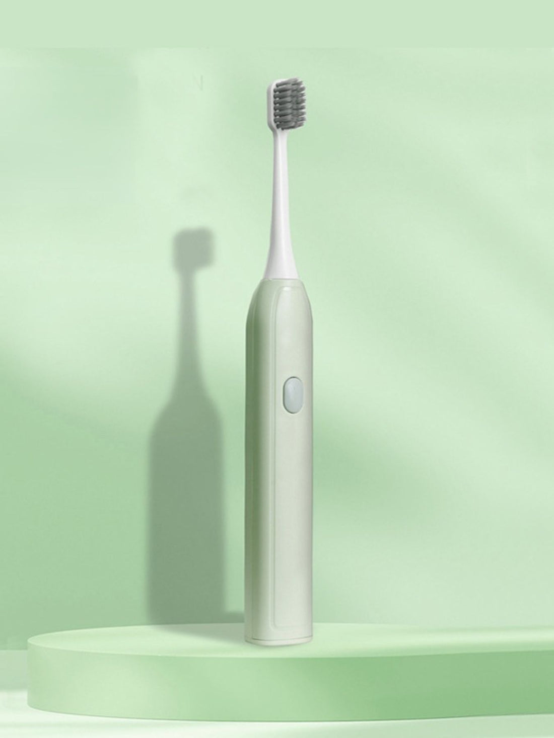 JetSet Smile: Portable Electric Toothbrush for Brilliant Oral Care - cas7m