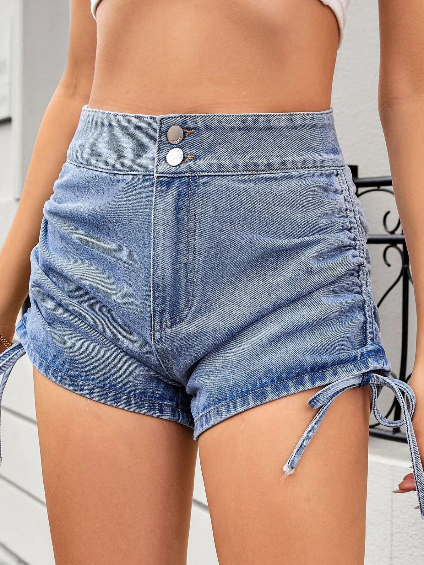 Ruched Side Drawstring Denim Shorts - cas7m