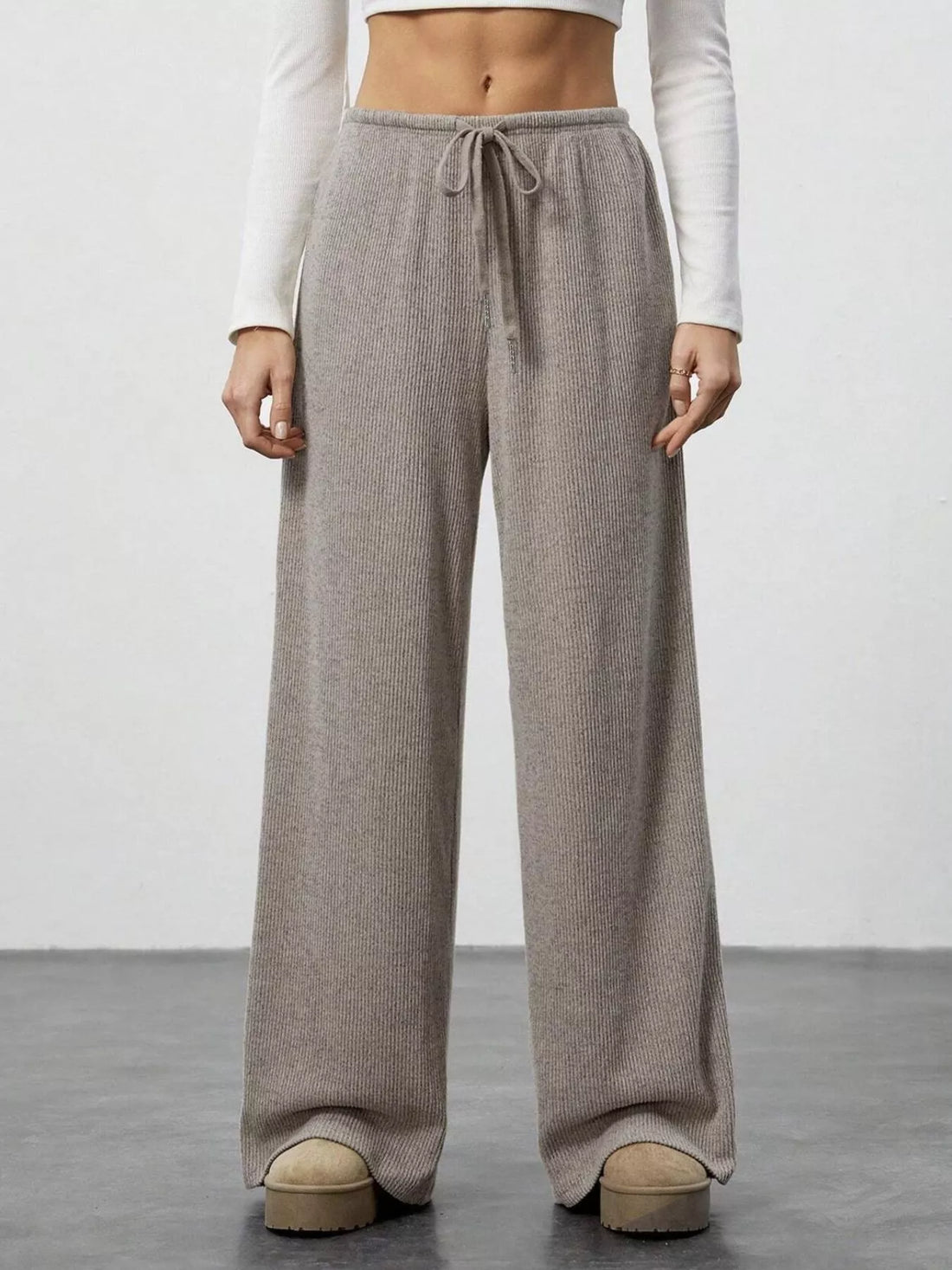 Relaxed Fit Wide Leg Pants - cas7m