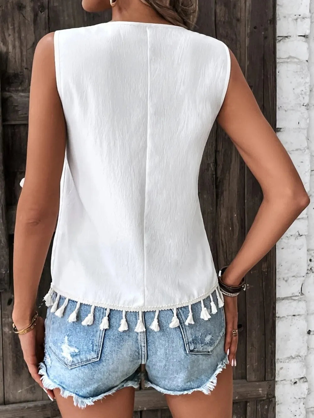 Tassel Printed V-Neck Tank - cas7m