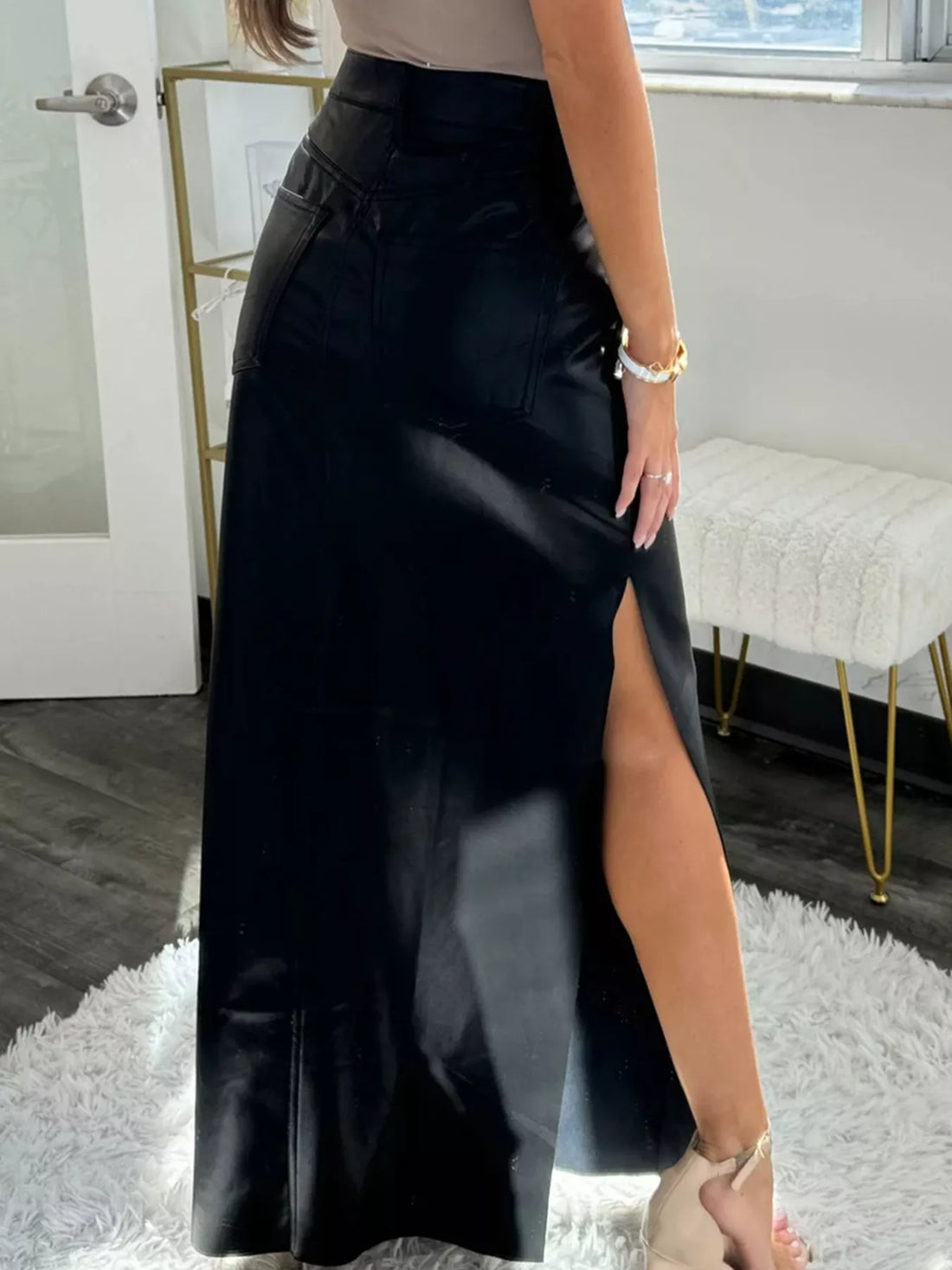 Leather High-Waist Side Slit Maxi Skirt - cas7m