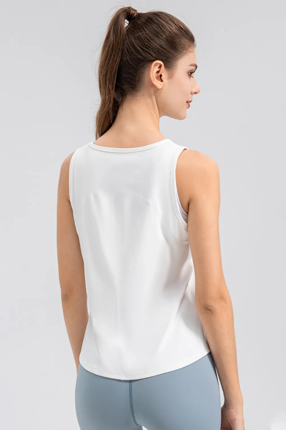Wide Strap Round Neck Active Tank - cas7m