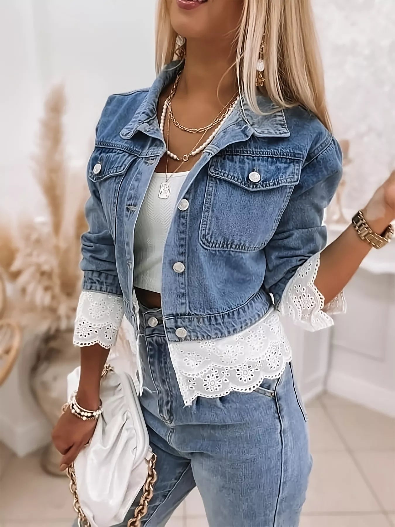 Cropped Denim Jacket with Lace Trim - cas7m