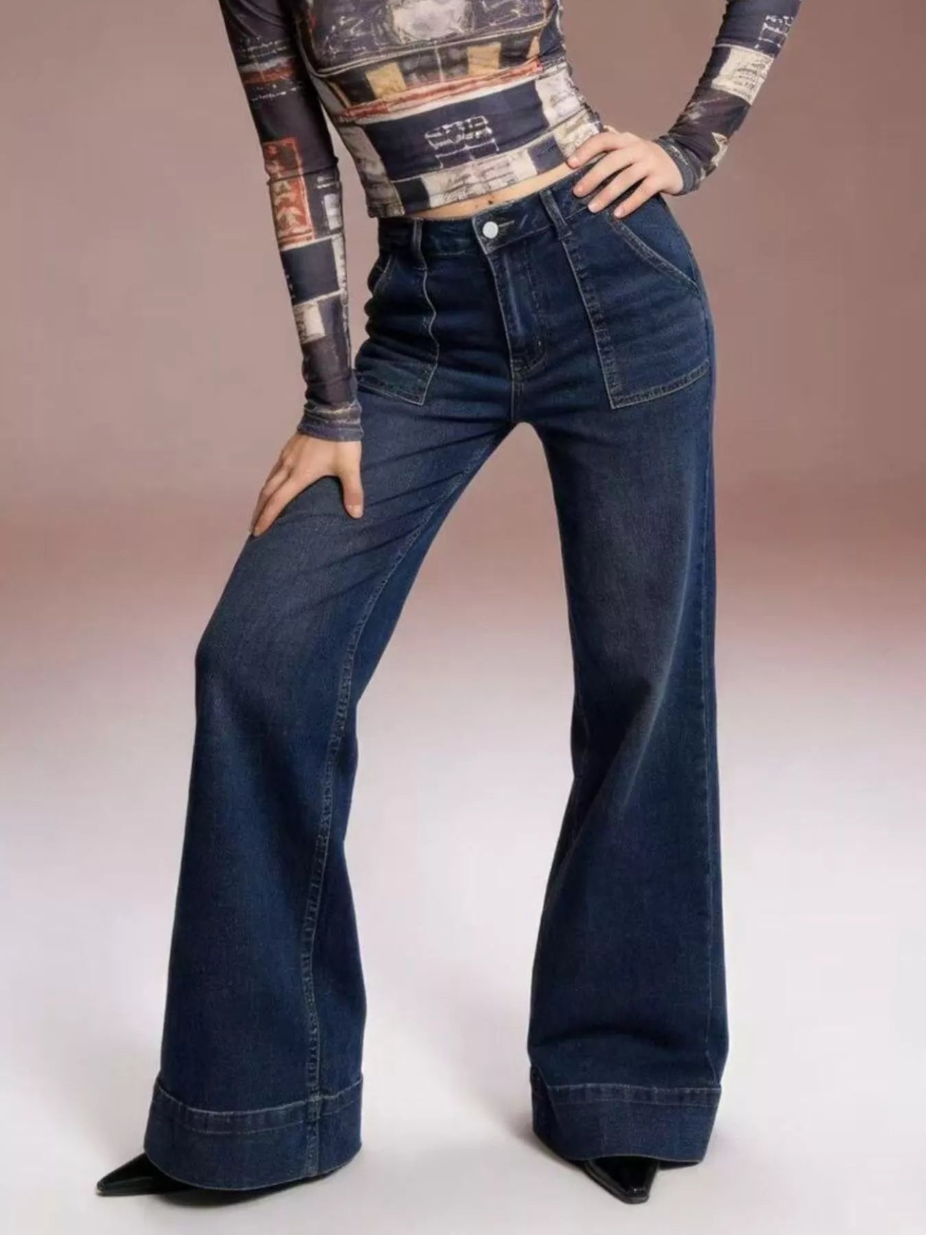 High-Waisted Flare Leg Jeans - cas7m