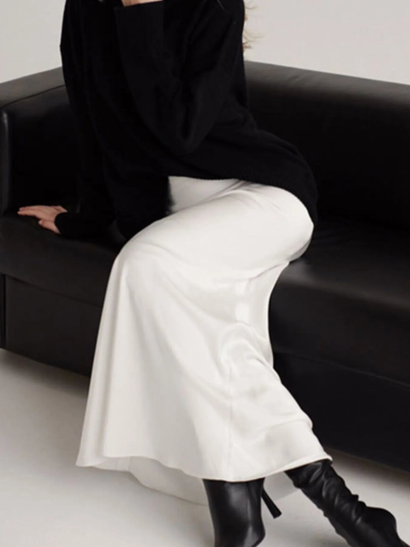 High-Waisted Maxi Skirt - cas7m