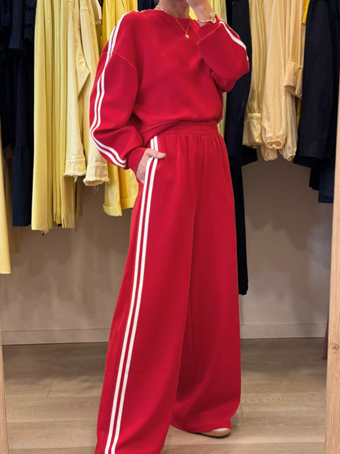 Striped Detail Crewneck Top and Elastic Sweatpants 2pcs Set - cas7m