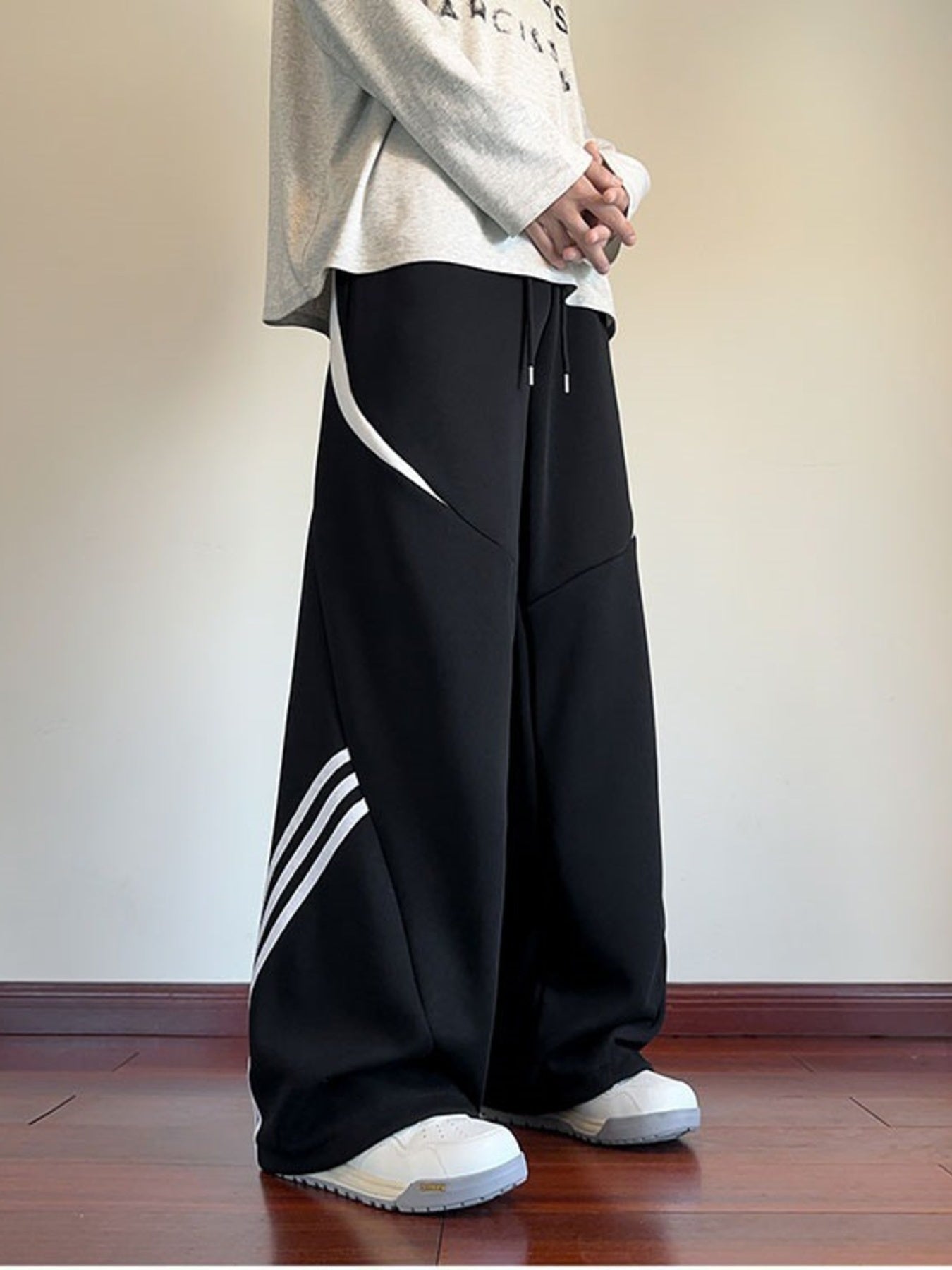 Men's Plus Size Wide Leg Casual Sweatpants with Stripe Detail - cas7m