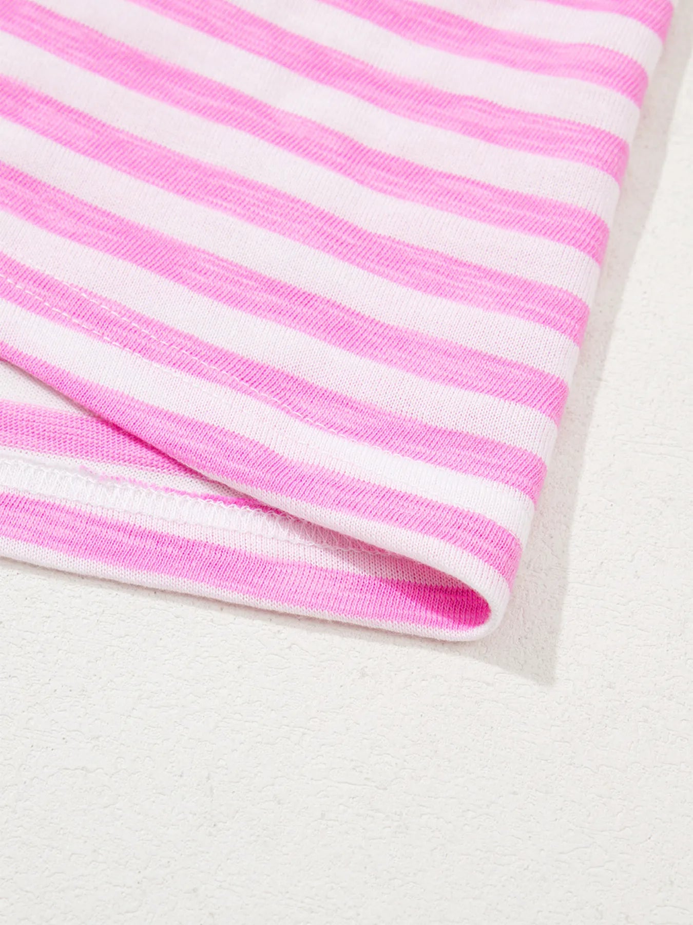 Striped V-Neck T-Shirt - cas7m