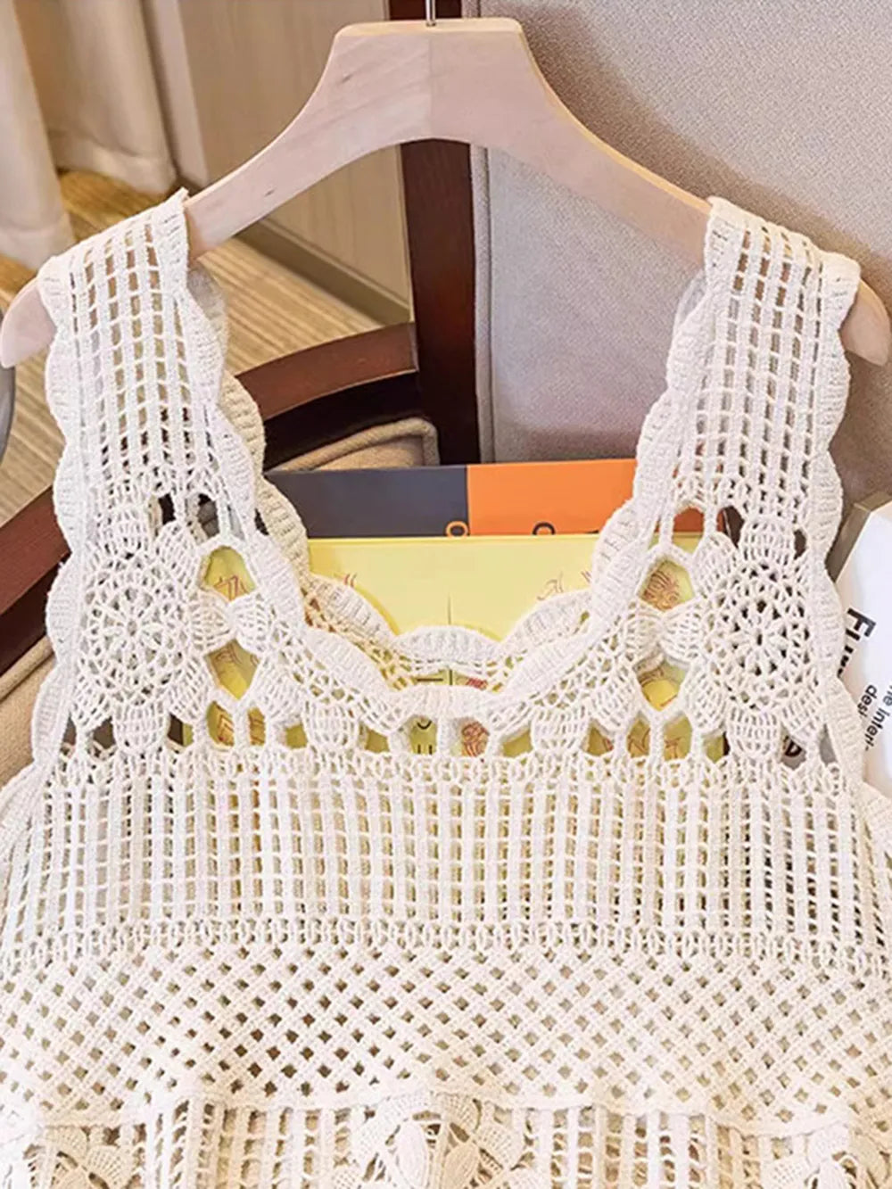 Openwork Scoop Neck Tank - cas7m