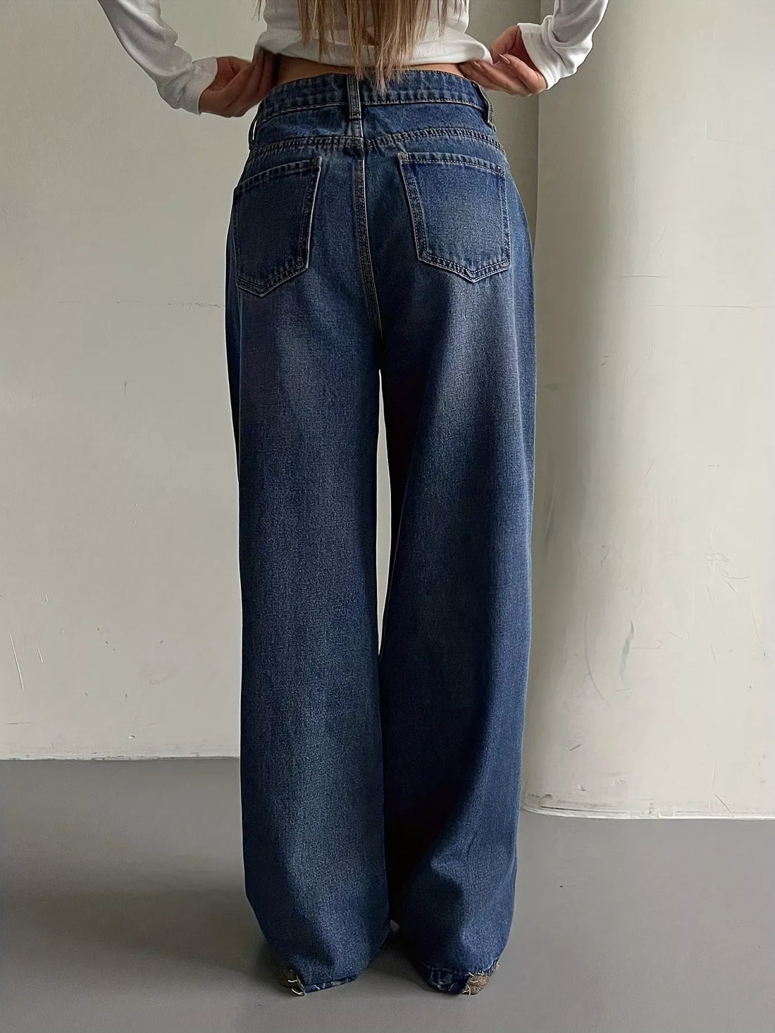 Wide Leg Vintage Wash Jeans - cas7m