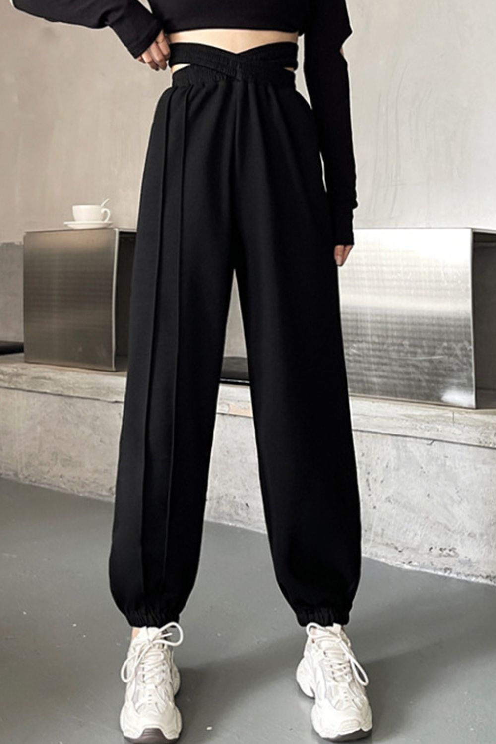 Crisscross Long Sweatpants - cas7m