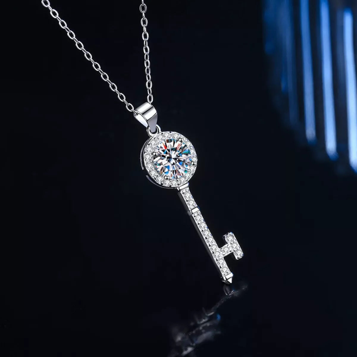 1 Carat 925 Sterling Silver Moissanite Key Pendant Necklace - cas7m
