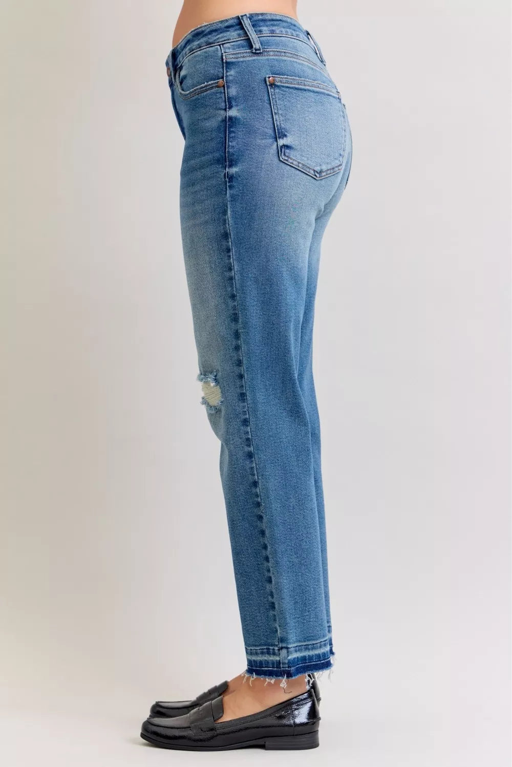 Judy Blue Full Size Mid Rise Bf Patch & Repair Destroy Release Hem Jeans Plus Size - cas7m
