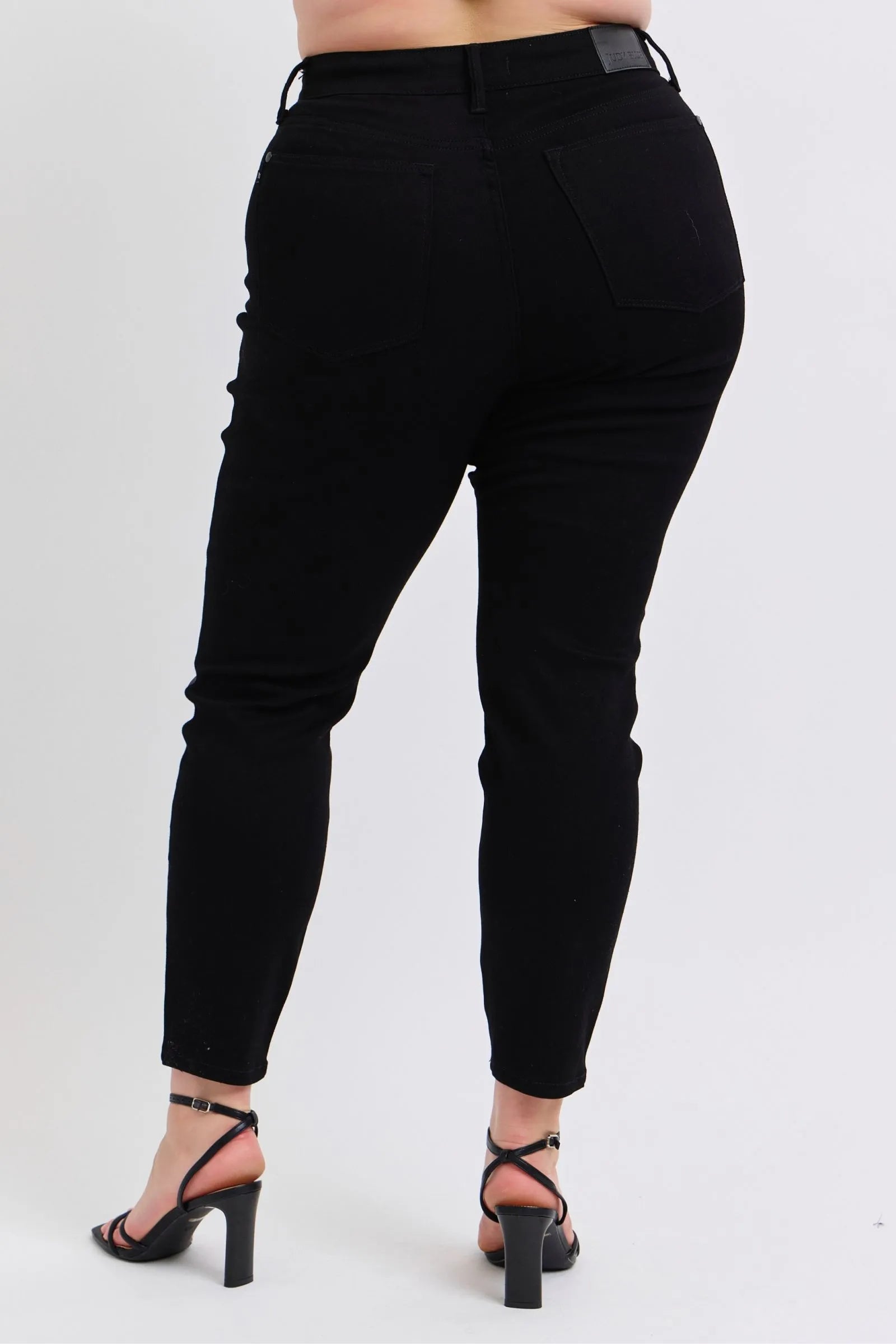 Judy Blue Plus Size HW Faux Leather Skinny Pants - cas7m