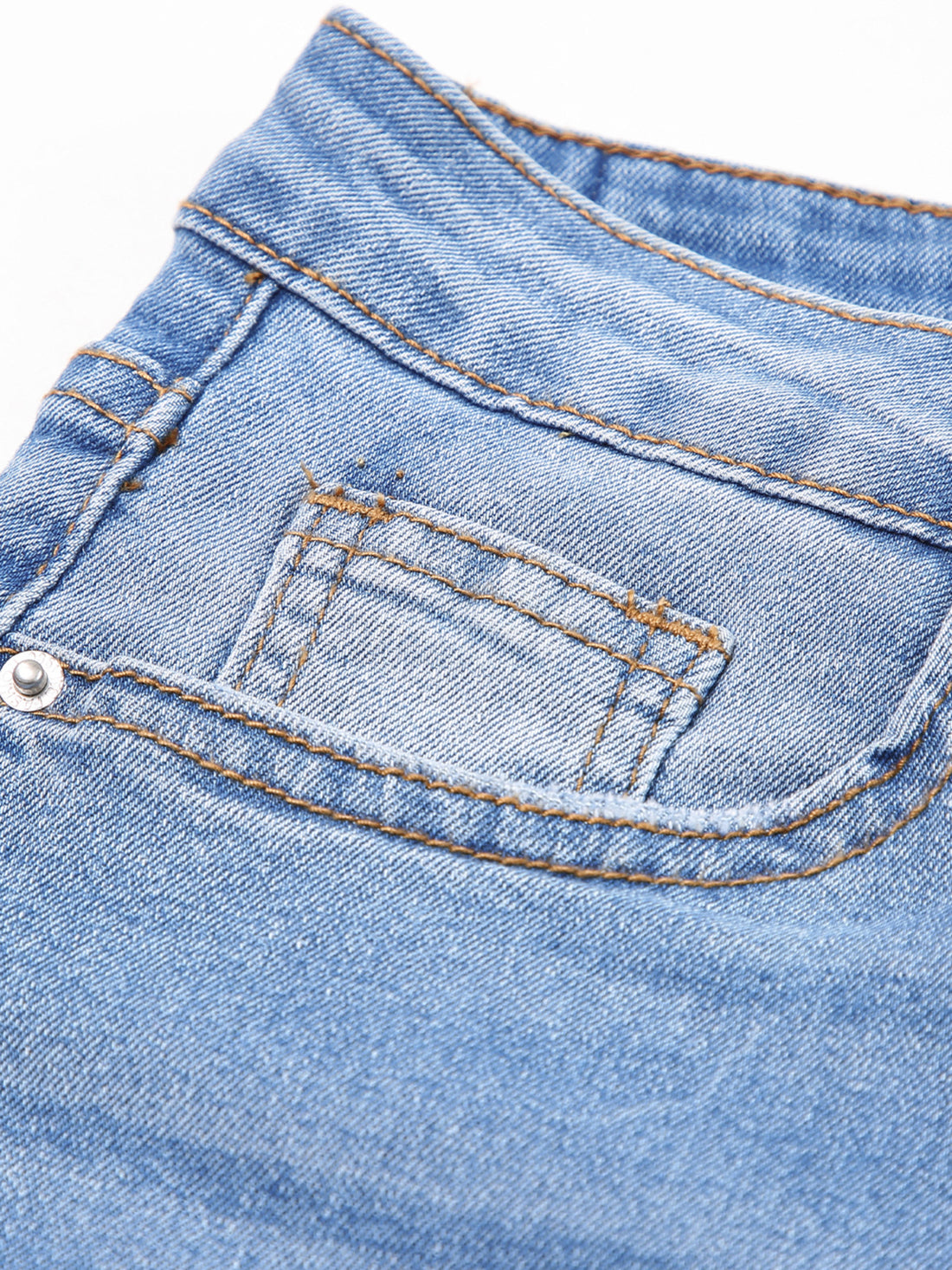 Whiskered Wash Raw Hem Cropped Jeans - cas7m