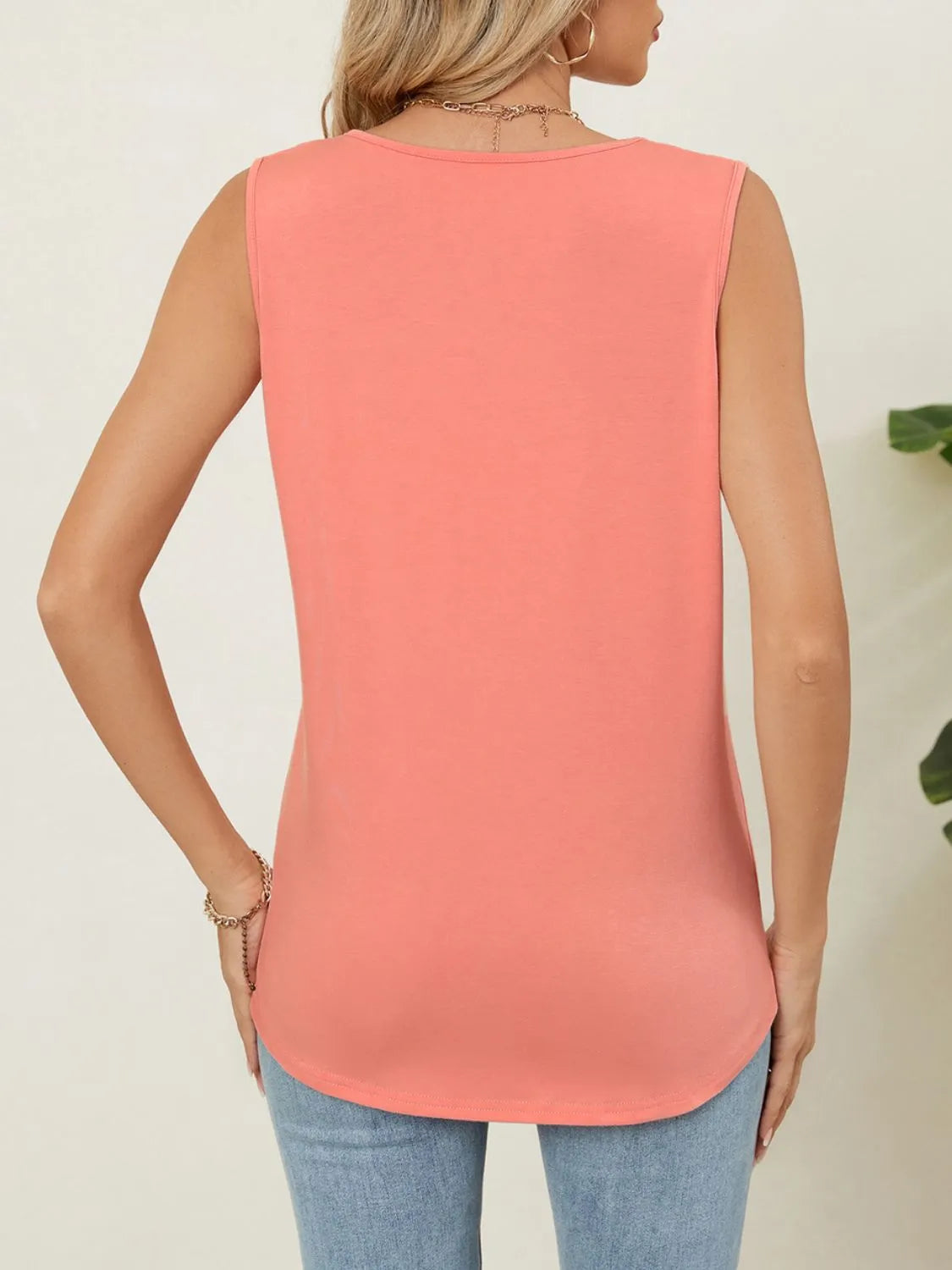 Round Neck Tank - cas7m