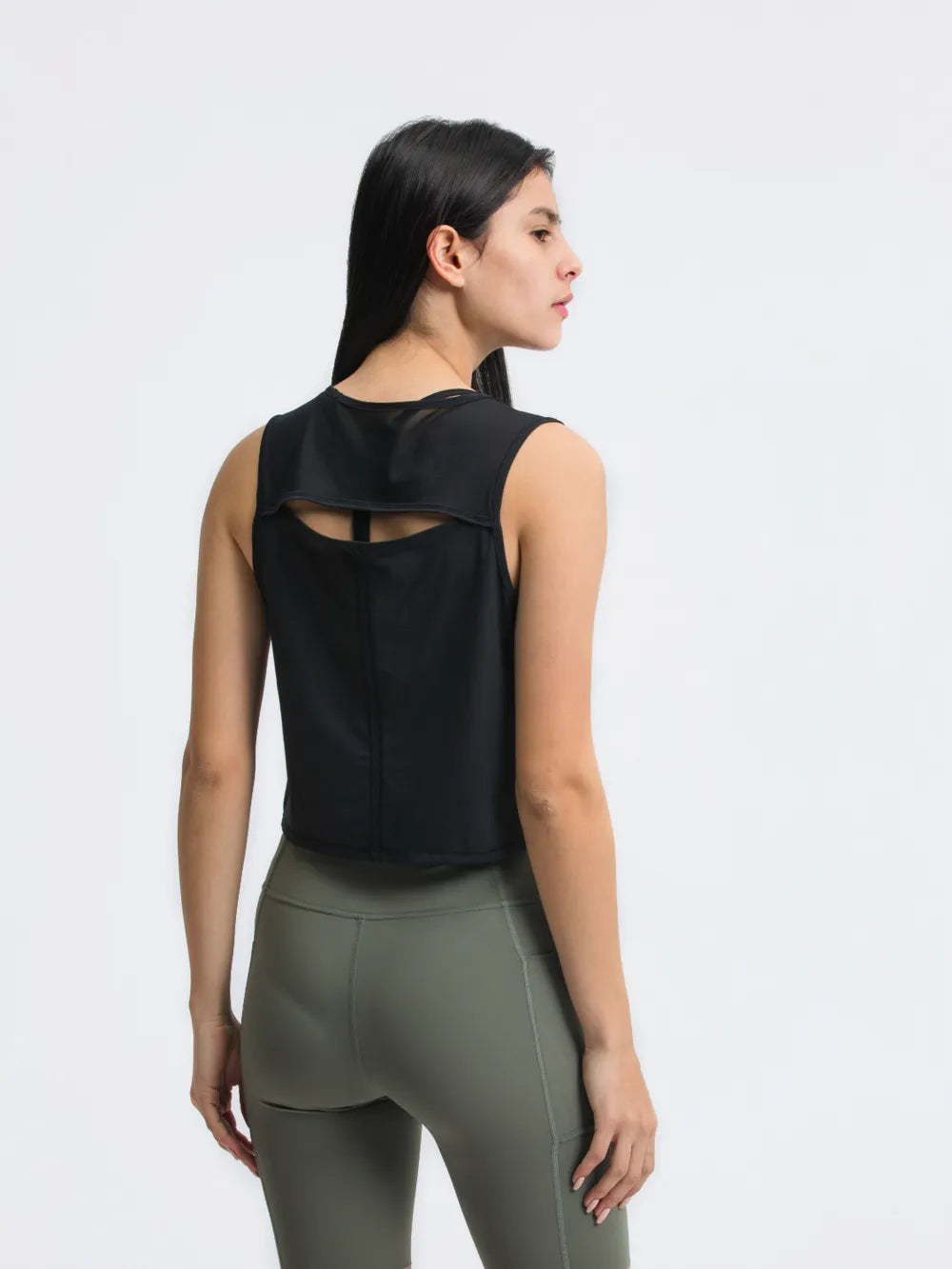 Millennia Round Neck Cropped Active Tank - cas7m