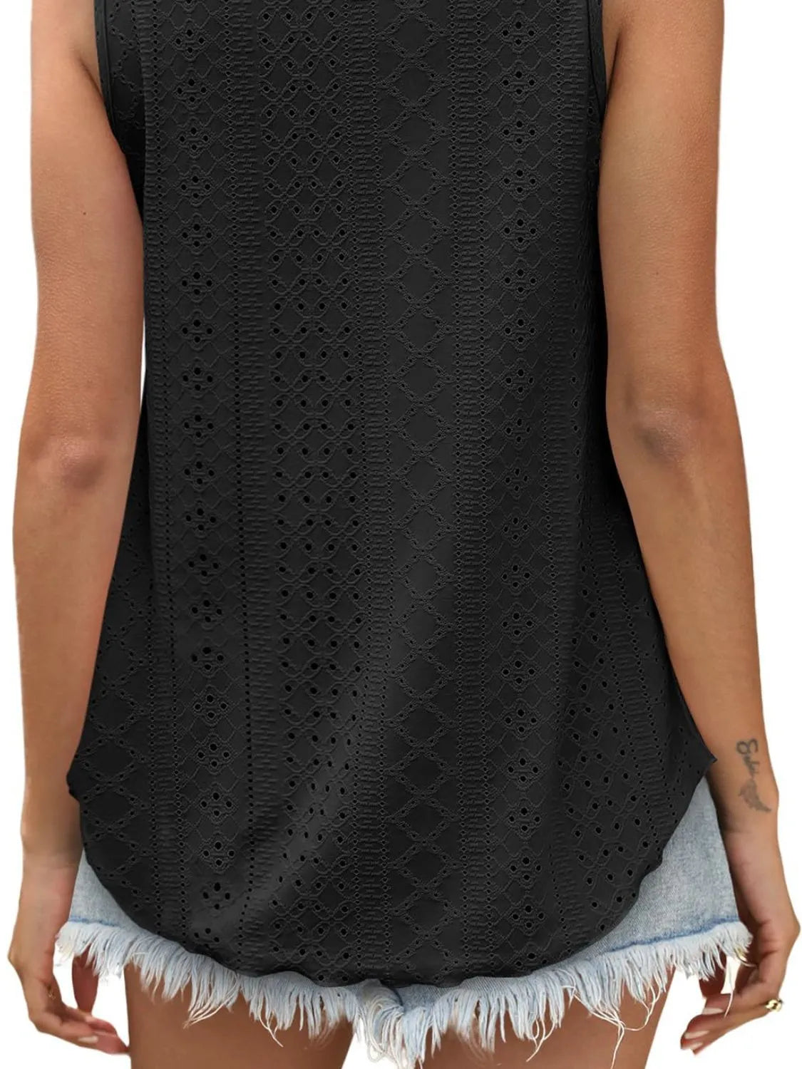 Eyelet Scoop Neck Tank - cas7m