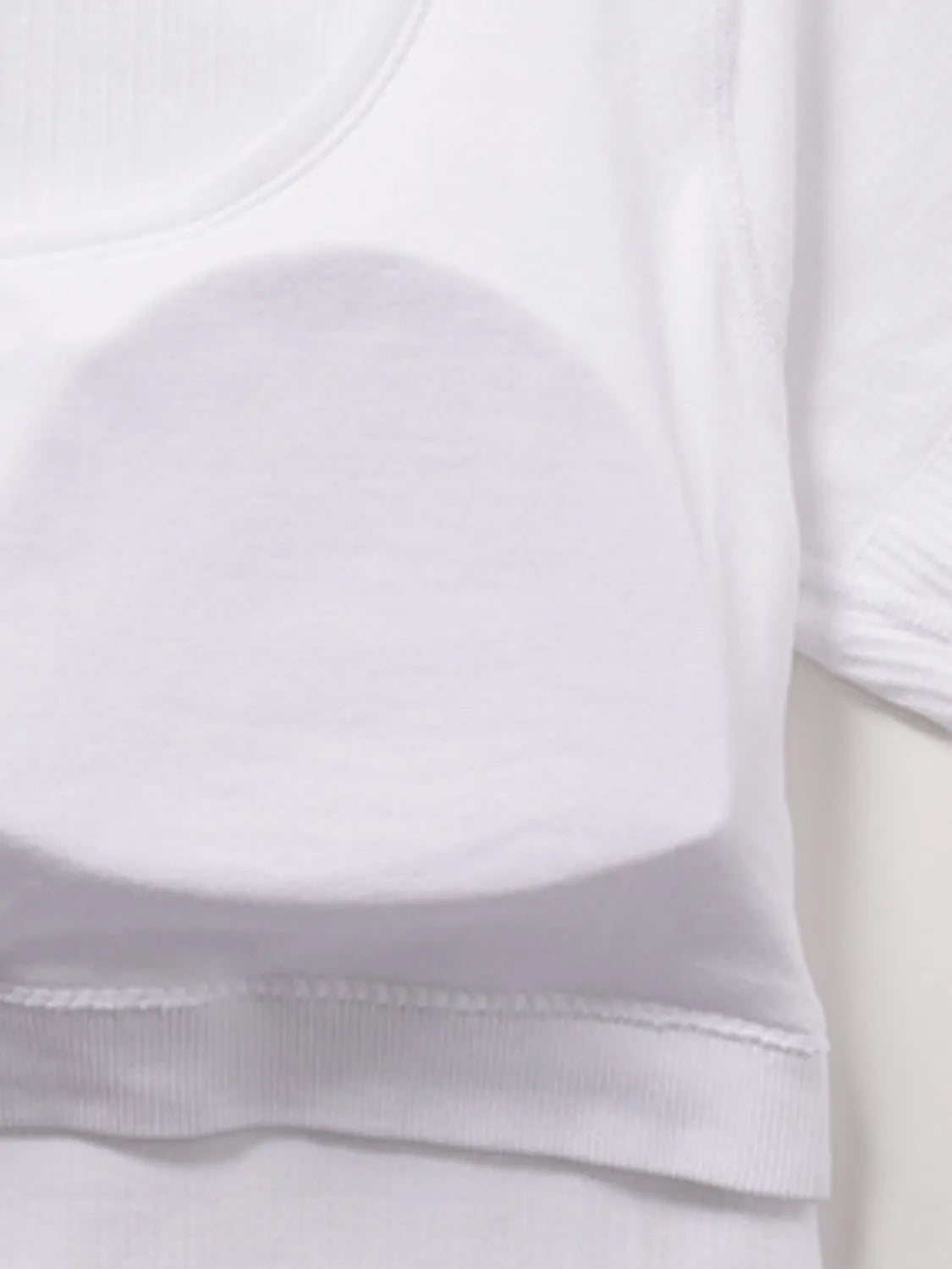 Square Neck Active T-Shirt with Detachable Chest Pads - cas7m