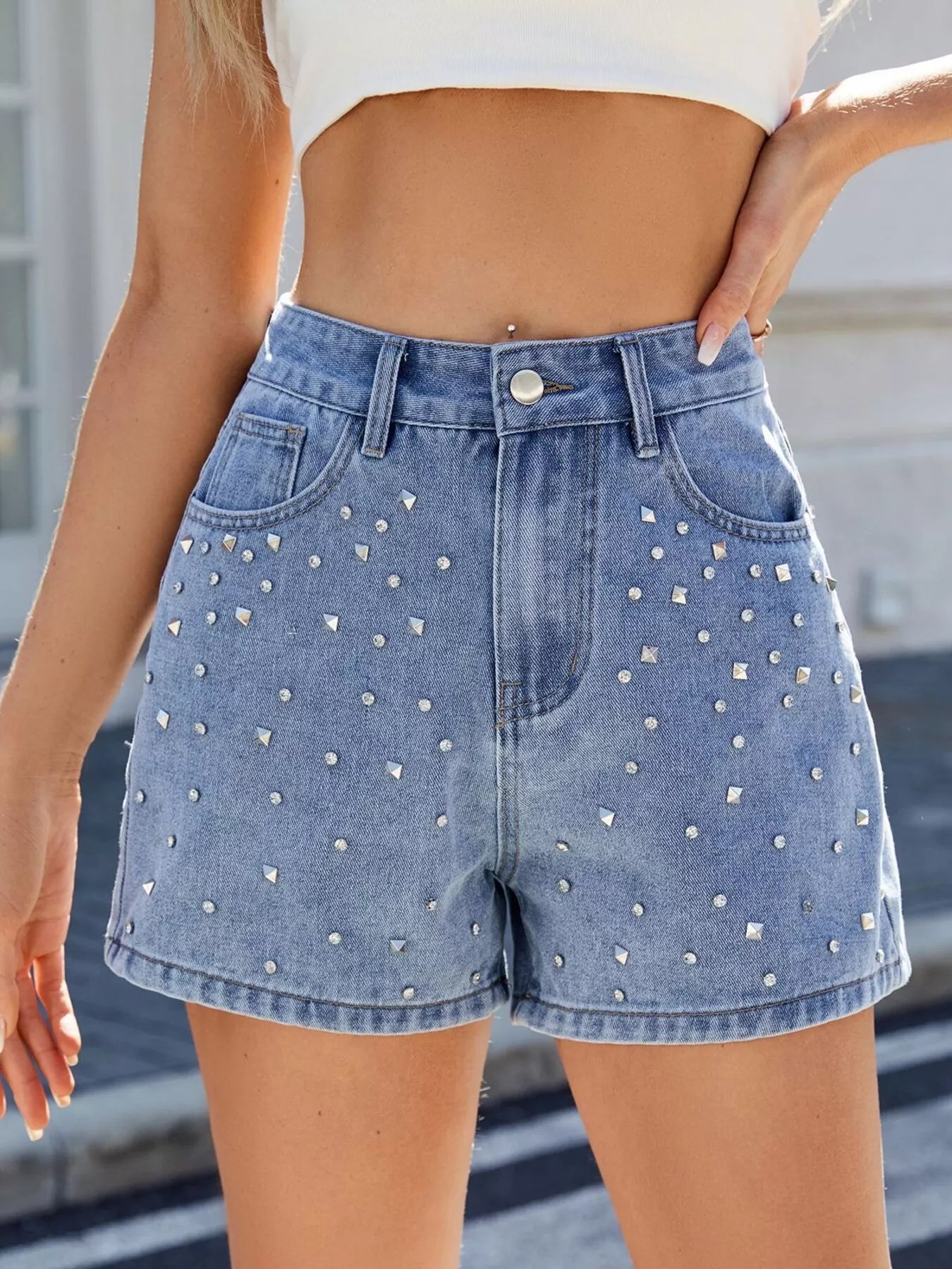 Studded High Waist Denim Shorts - cas7m
