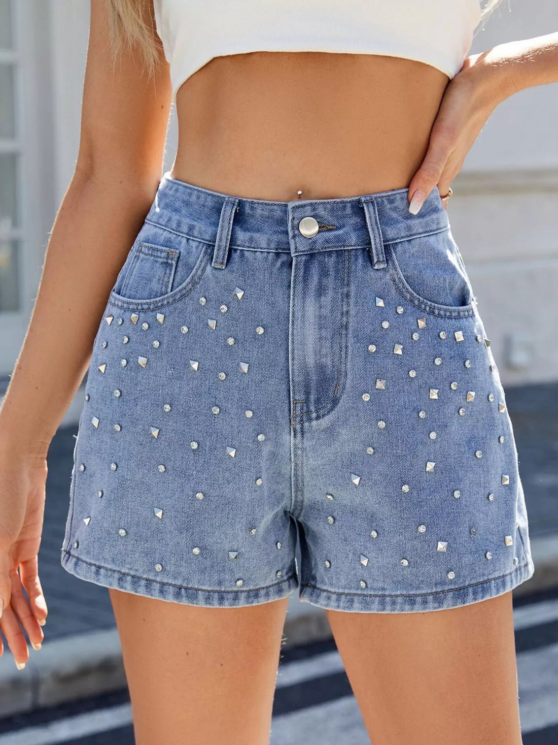 Studded High Waist Denim Shorts - cas7m